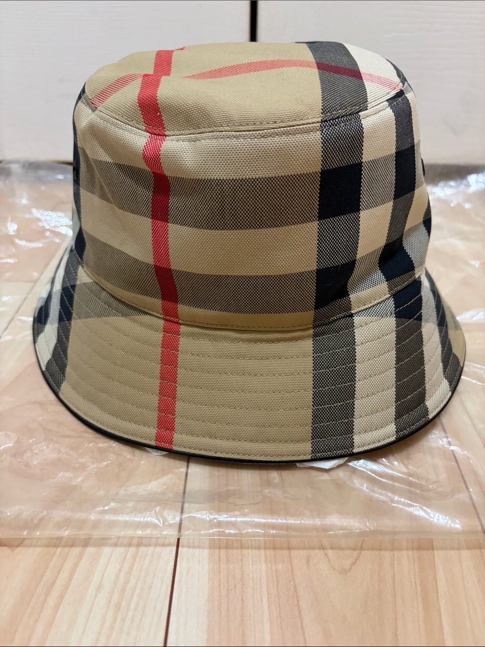NWT Burberry beige canvas giant check Bucket Hat XL
